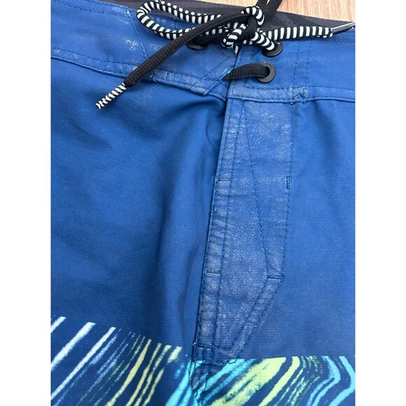 Volcom Mod-Tech Board Shorts - Size 30 - Royal Blue Print - Picture 4 of 8